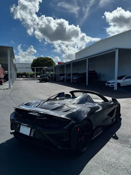 2022 McLaren 765LT Spider - Image 2 of 6