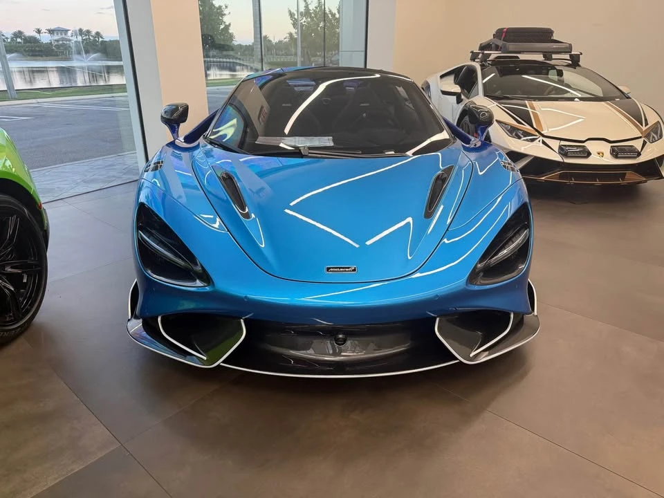 2022 McLaren 765LT Spider - Image 2 of 10