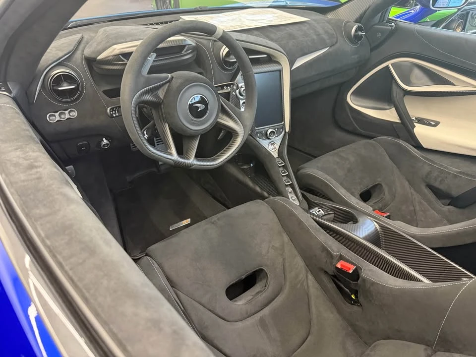2022 McLaren 765LT Spider - Image 6 of 10