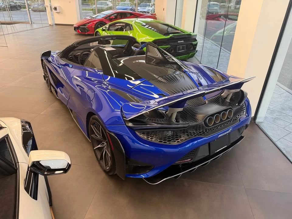2022 McLaren 765LT Spider - Image 4 of 10