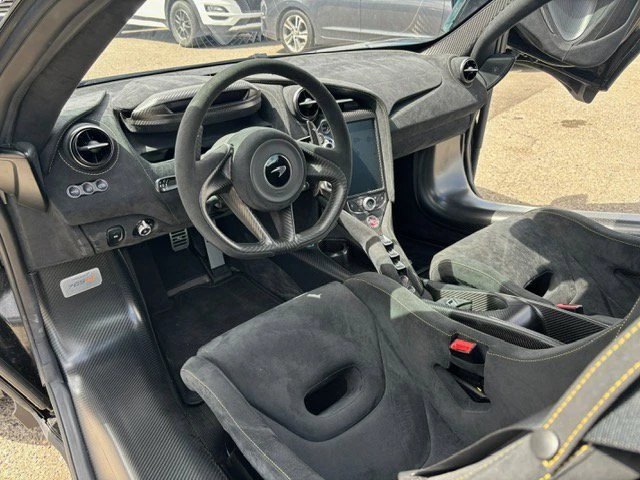 2022 McLaren 765LT Spider - Image 11 of 20
