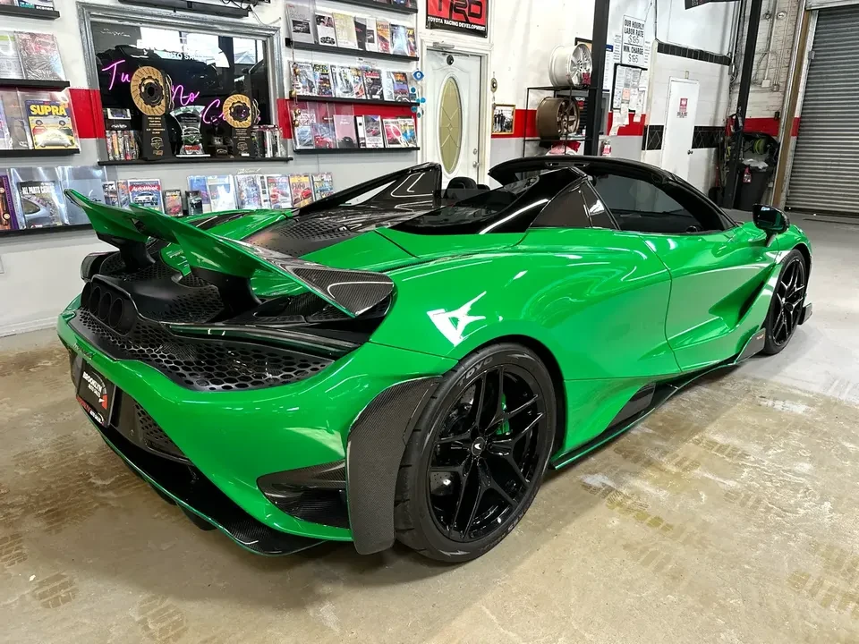 2022 McLaren 765LT Spider - Image 3 of 16