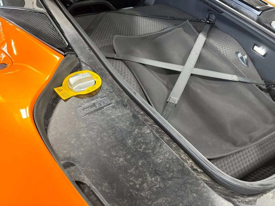 2022 McLaren GT - Image 14 of 20