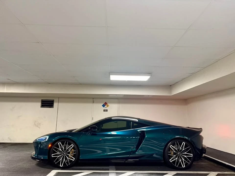 2022 McLaren GT - Image 2 of 19