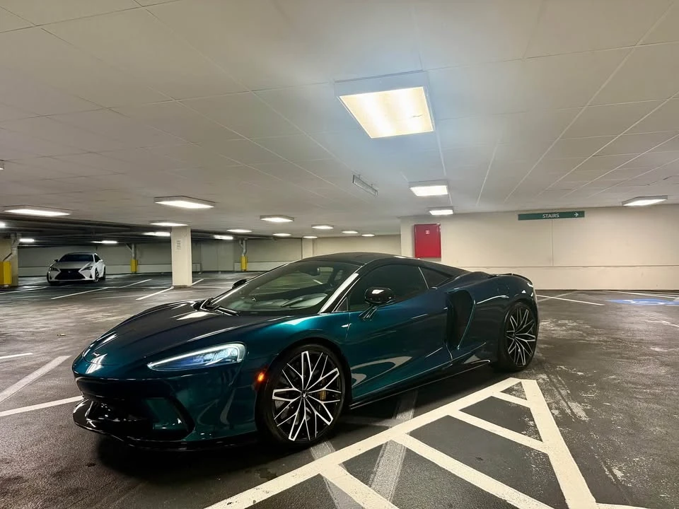 2022 McLaren GT - Image 18 of 19