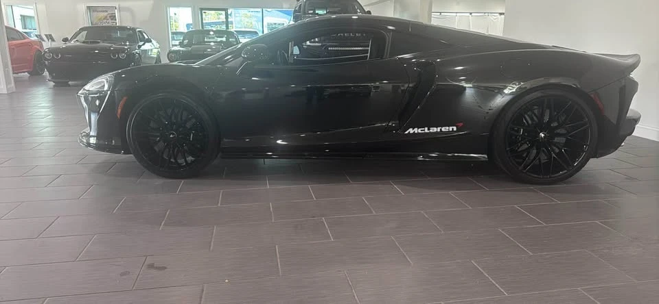 2022 McLaren GT - Image 6 of 11
