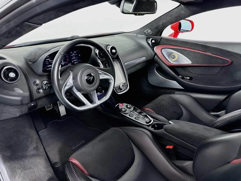 2022 McLaren GT - Image 2 of 20