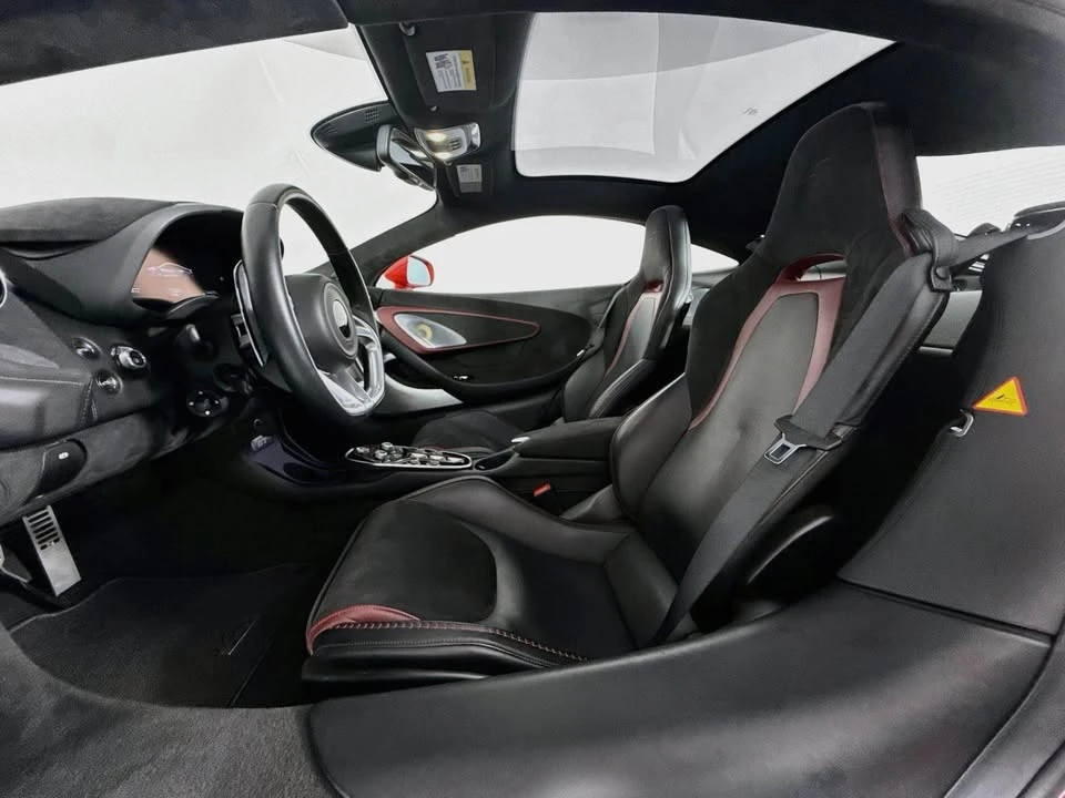 2022 McLaren GT - Image 3 of 20