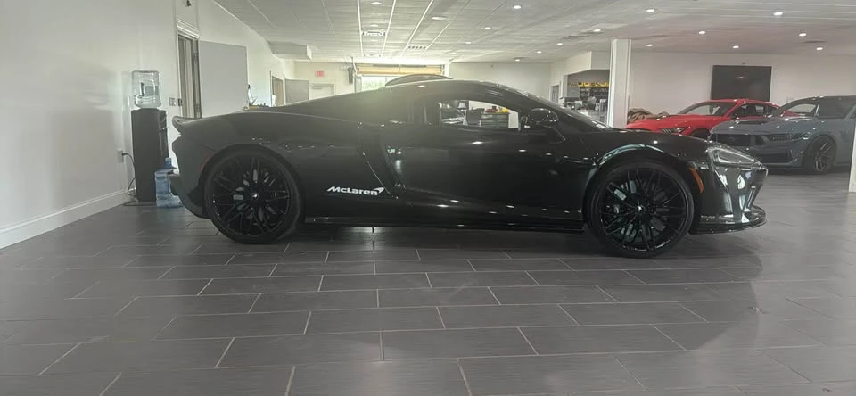 2022 McLaren GT - Image 3 of 11