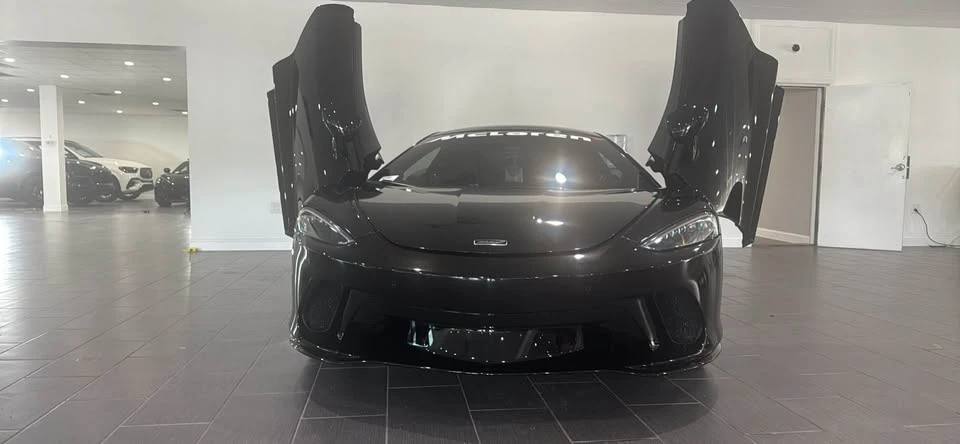 2022 McLaren GT - Image 9 of 11