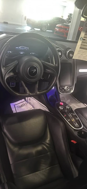 2022 McLaren GT - Image 10 of 11