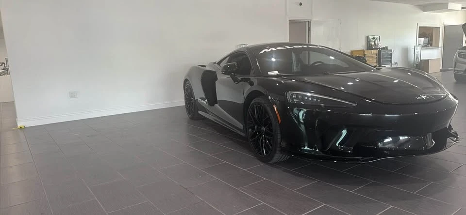 2022 McLaren GT - Image 2 of 11