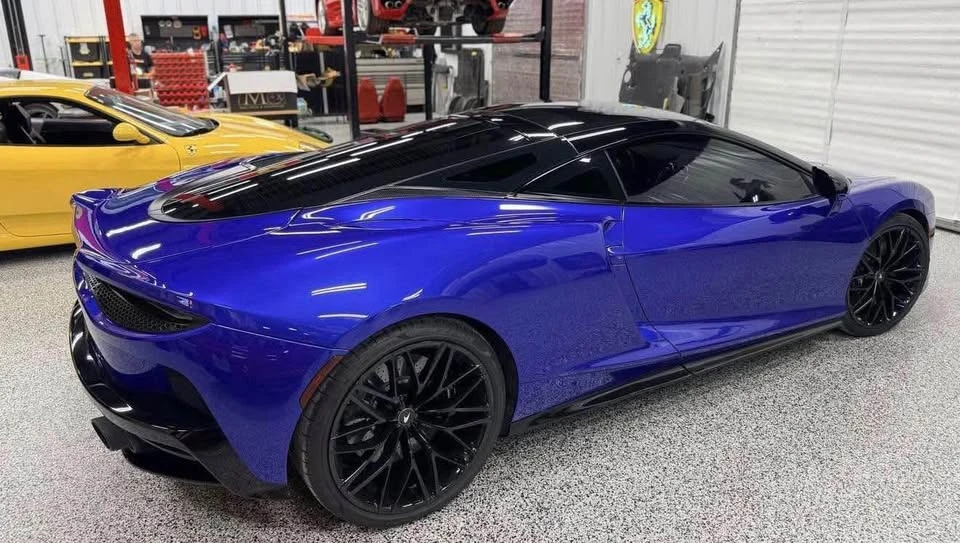 2022 McLaren GT - Image 3 of 9