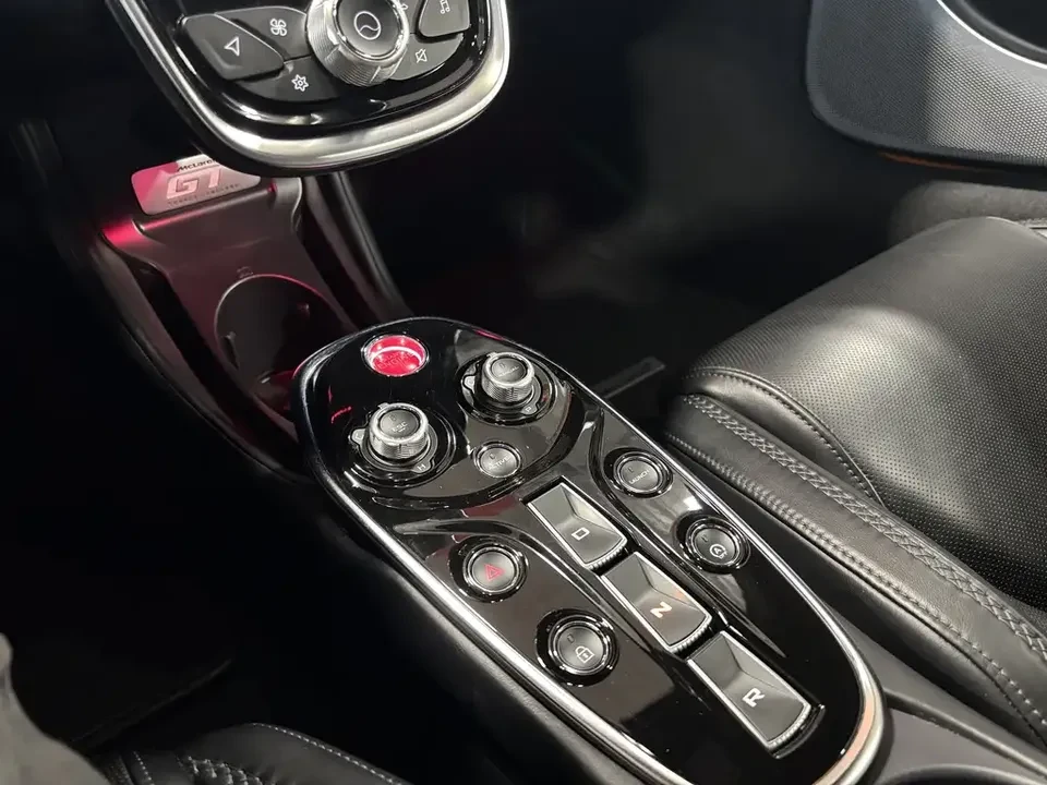 2022 McLaren GT - Image 14 of 20
