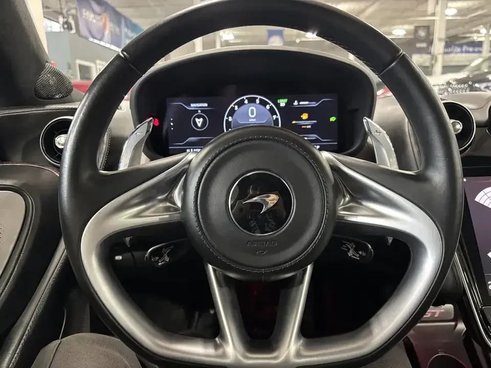 2022 McLaren GT - Image 15 of 20