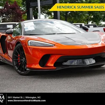 2022 McLaren GT