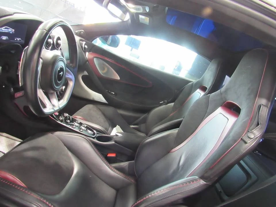 2022 McLaren GT - Image 11 of 20
