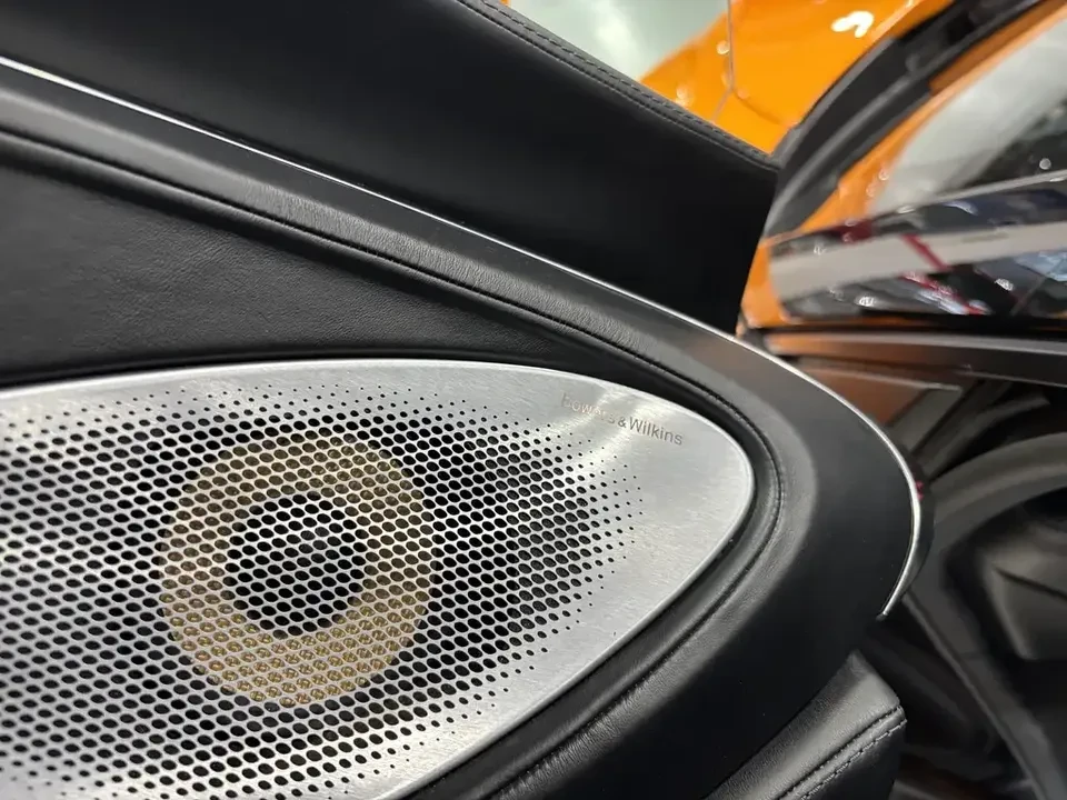 2022 McLaren GT - Image 11 of 14