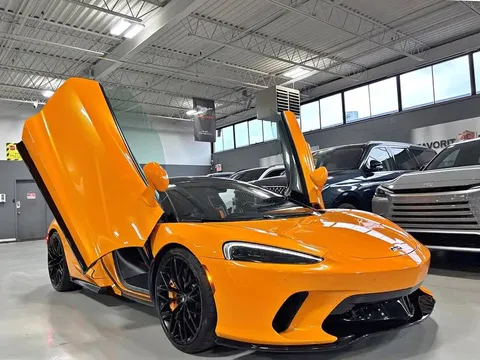 2022 McLaren GT