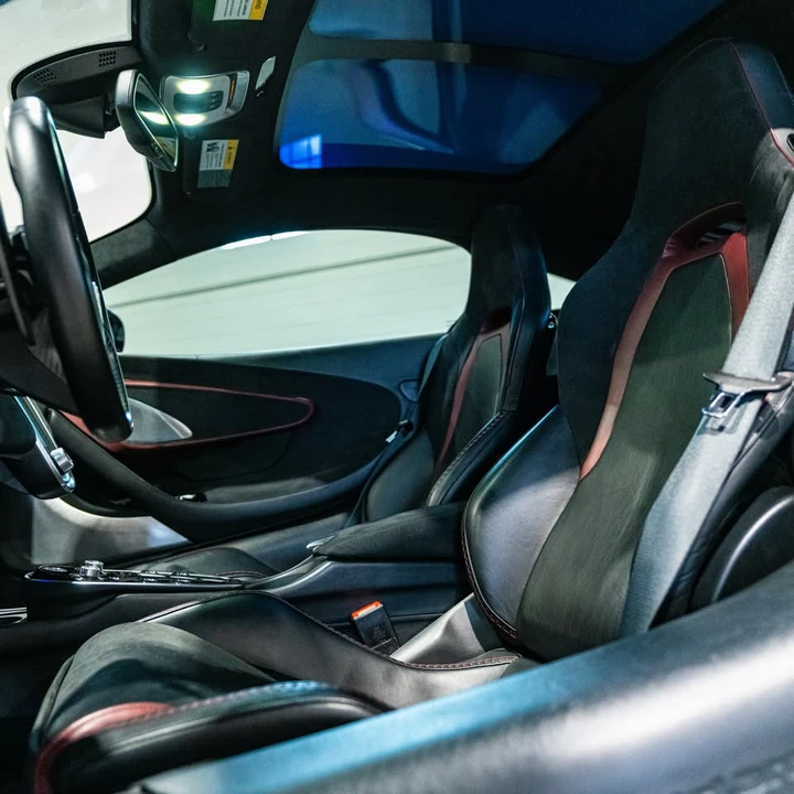2022 McLaren GT - Image 16 of 20