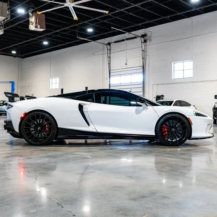 2022 McLaren GT - Image 6 of 20