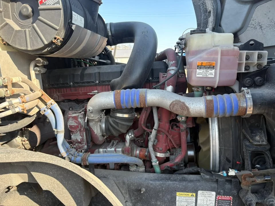 2022 Mack - Image 15 of 17