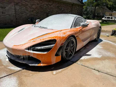 2022 McLaren 570S Coupe