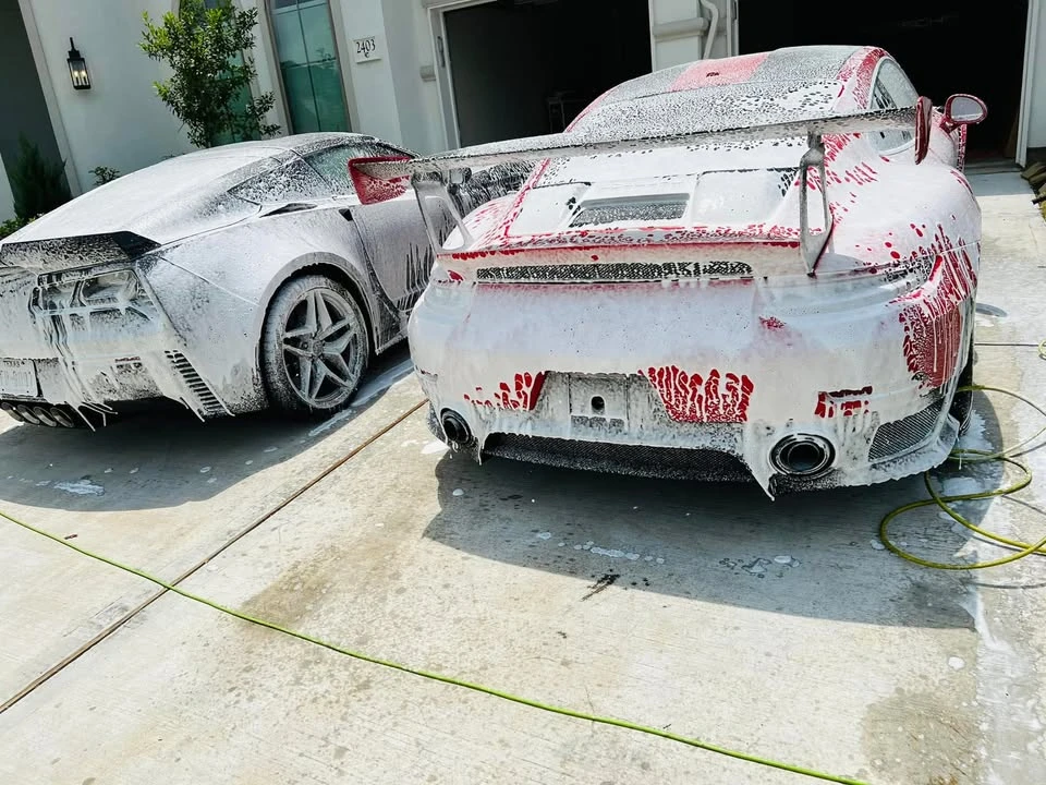 2022 McLaren 720S - Image 9 of 10