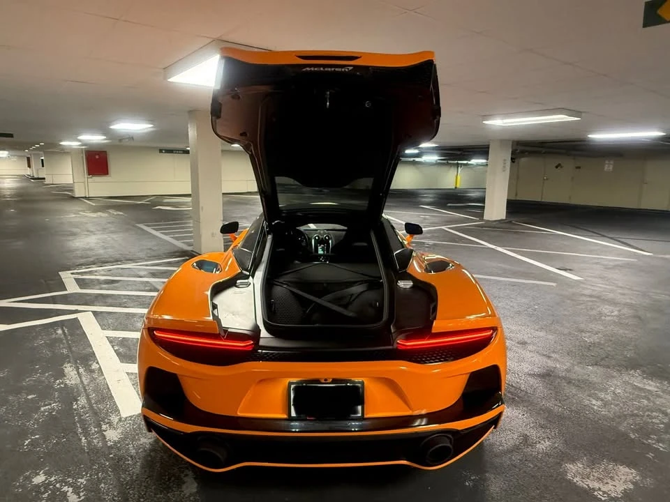 2022 McLaren GT - Image 10 of 20