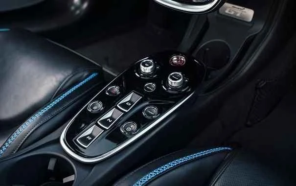 2022 McLaren GT - Image 4 of 7
