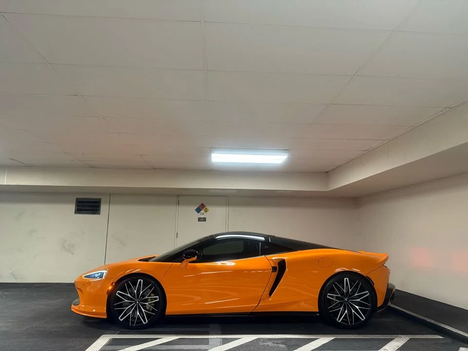 2022 McLaren GT - Image 2 of 20