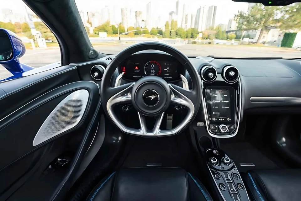 2022 McLaren GT - Image 3 of 7
