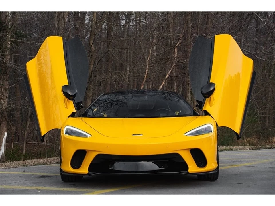 2022 McLaren GT - Image 2 of 19