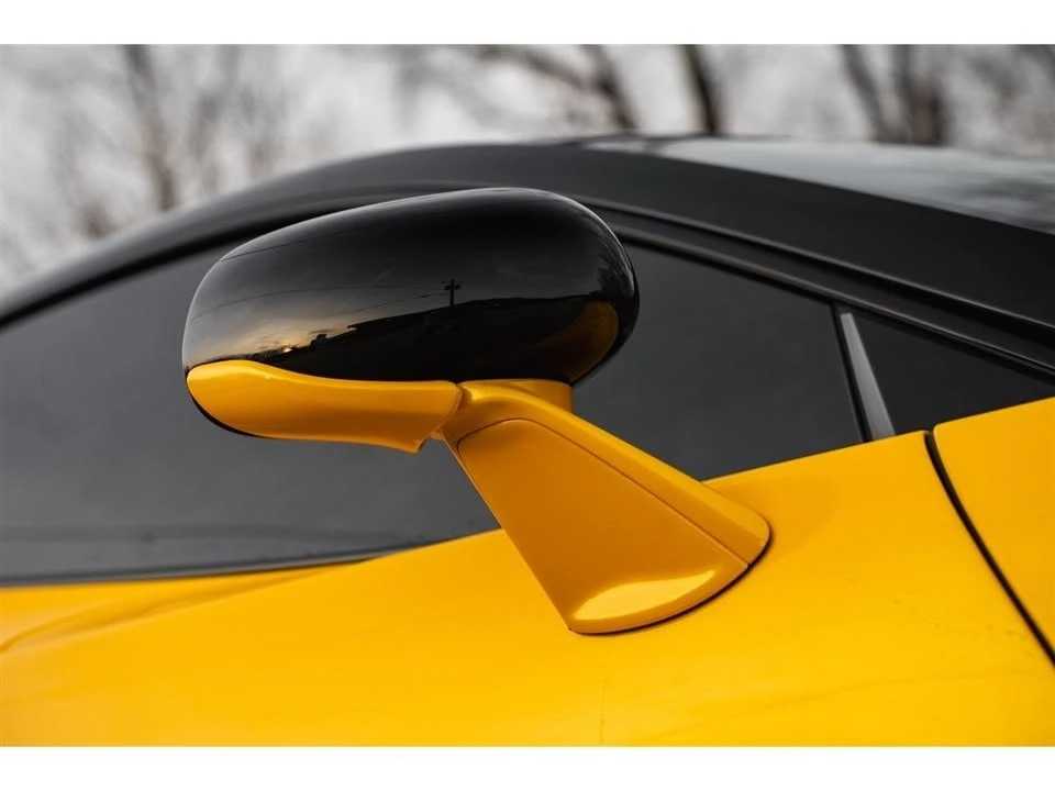 2022 McLaren GT - Image 10 of 19