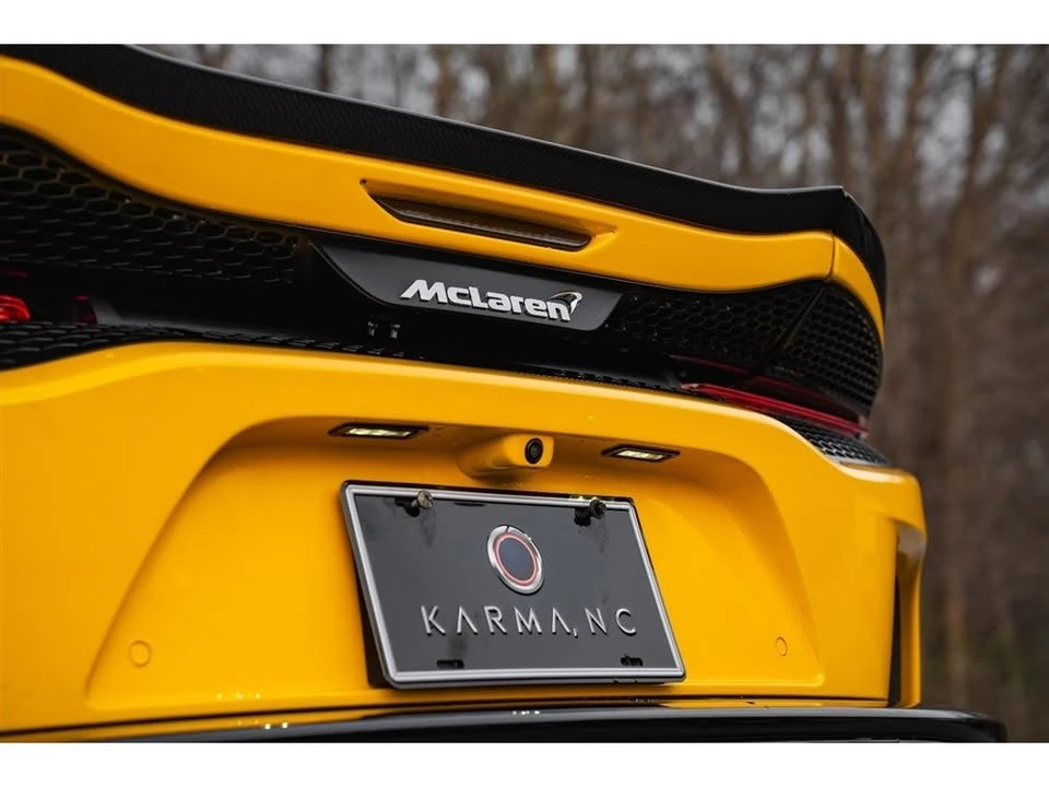 2022 McLaren GT - Image 14 of 19