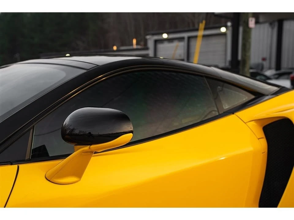 2022 McLaren GT - Image 19 of 19