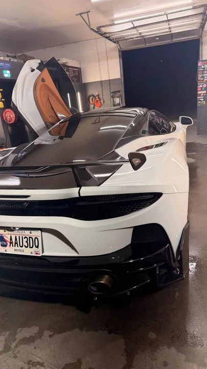 2022 McLaren GT - Image 16 of 16