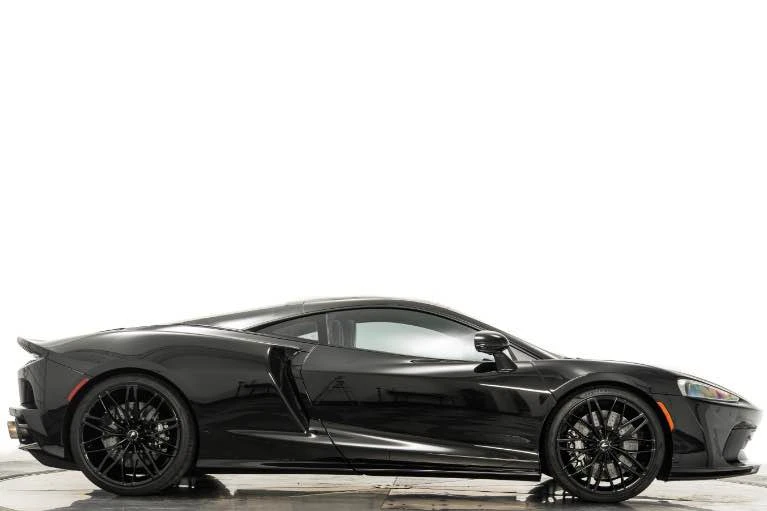 2022 McLaren GT - Image 2 of 9