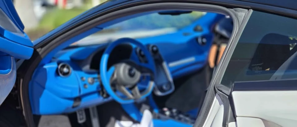 2022 McLaren GT - Image 14 of 19