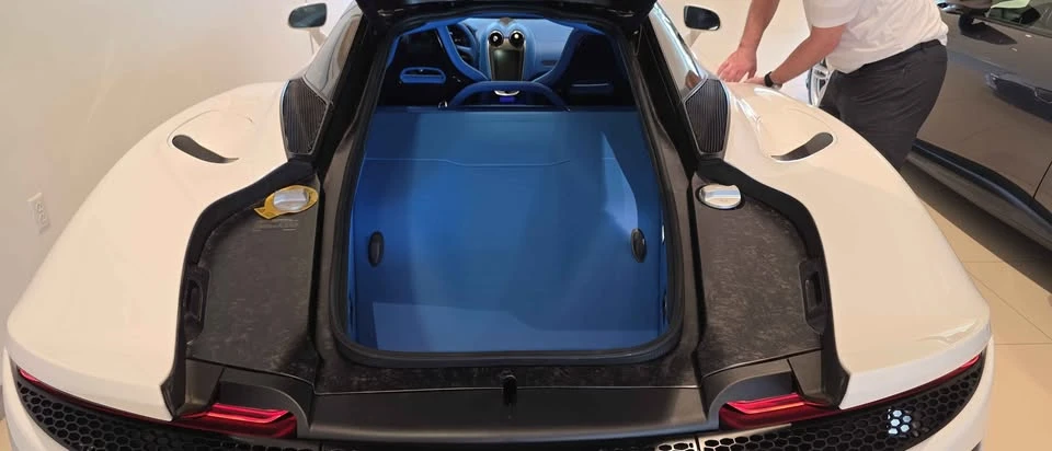 2022 McLaren GT - Image 18 of 19