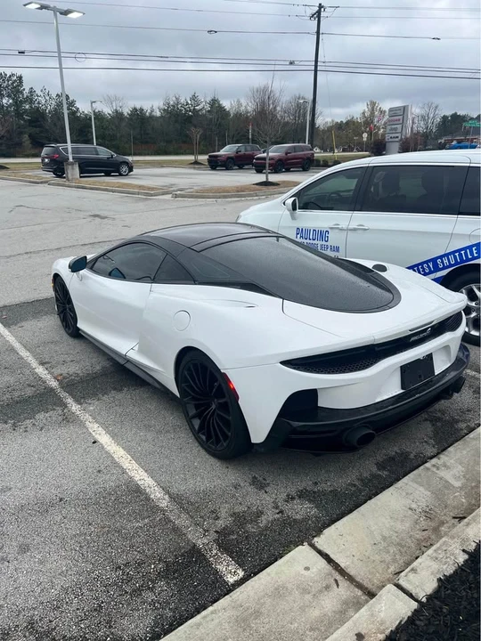 2022 McLaren GT - Image 3 of 11