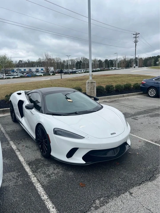 2022 McLaren GT - Image 7 of 11