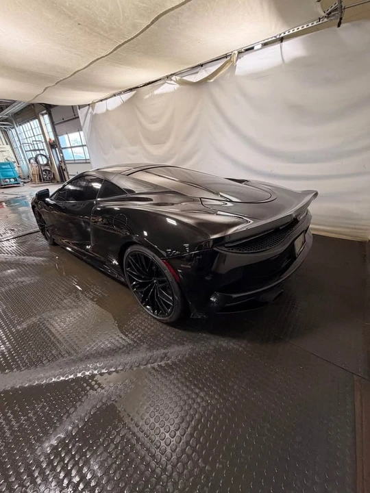 2022 McLaren GT - Image 4 of 5