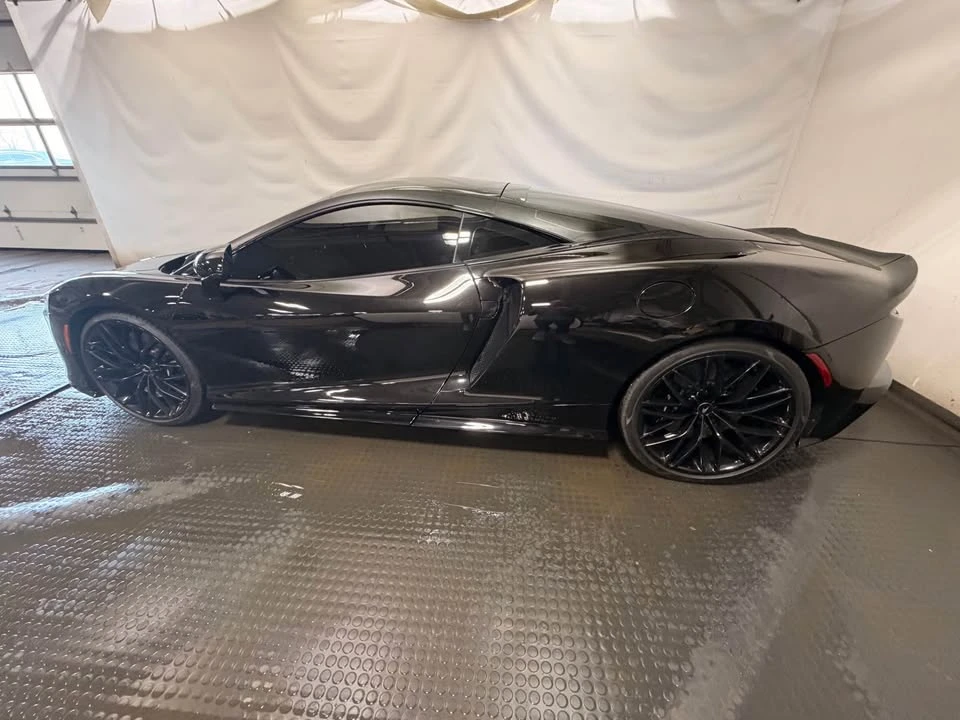 2022 McLaren GT - Image 3 of 5