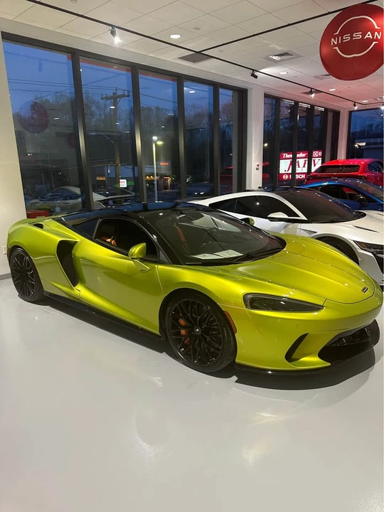2022 McLaren GT - Image 2 of 15