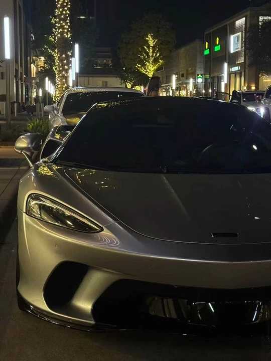 2022 McLaren GT - Image 3 of 3