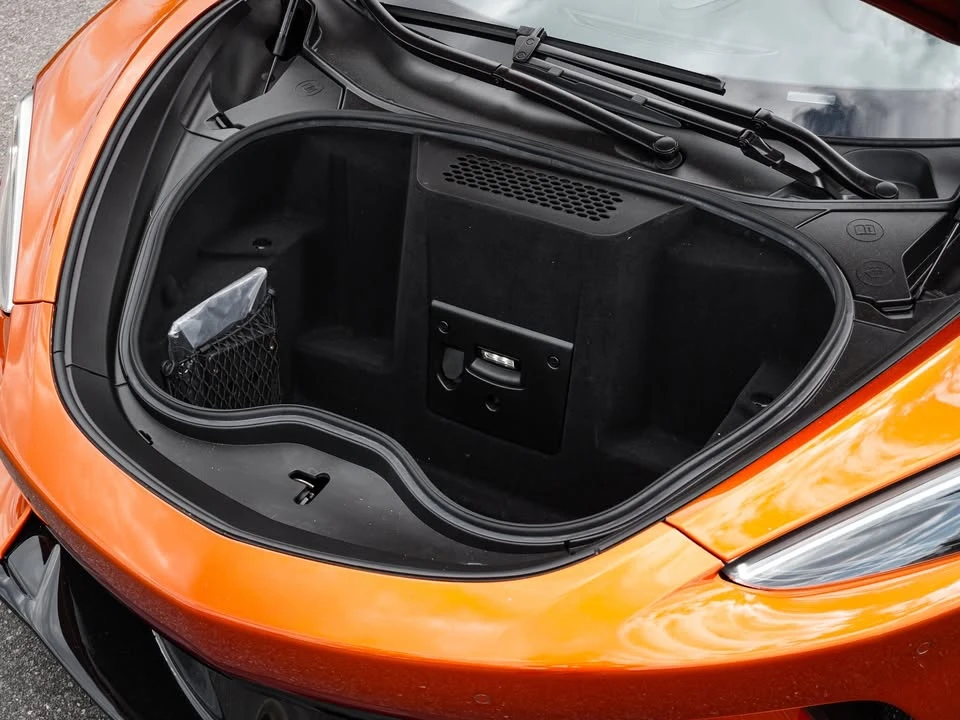 2022 McLaren GT - Image 18 of 18