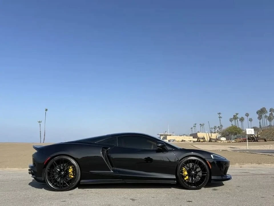 2022 McLaren GT - Image 3 of 18