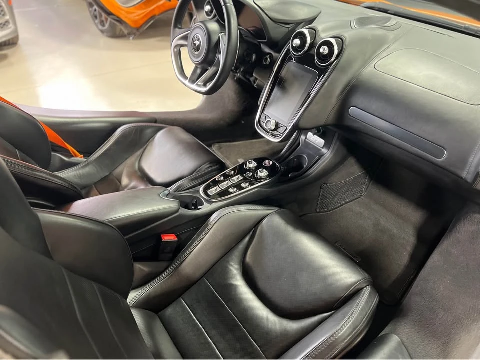 2022 McLaren GT - Image 7 of 14