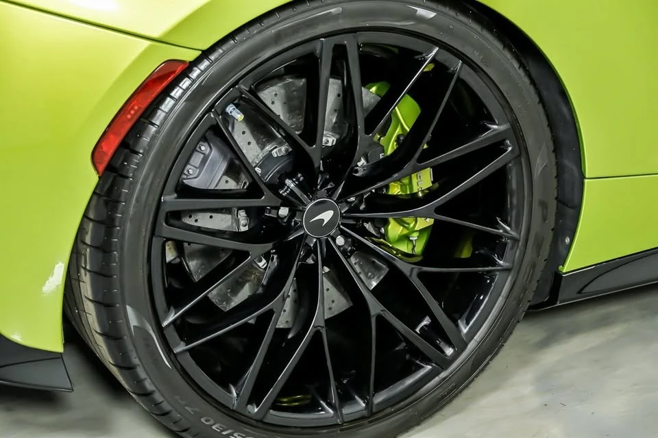 2022 McLaren GT - Image 16 of 20